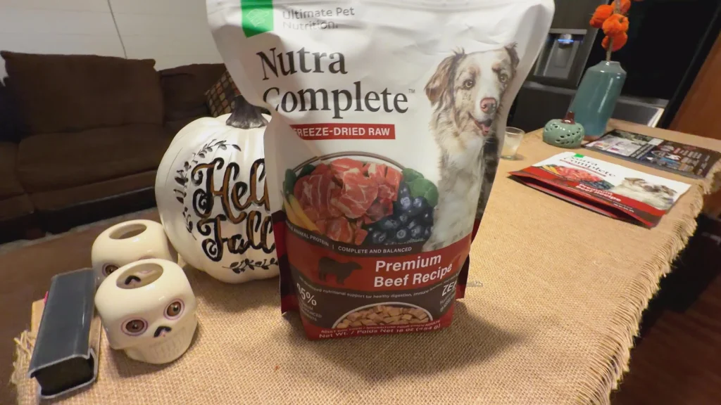 nutra complete premium beef bag front